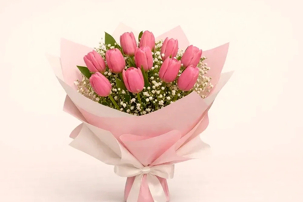 Buquê Delicado com 10 Tulipas Rosas, imagem ilustrativa